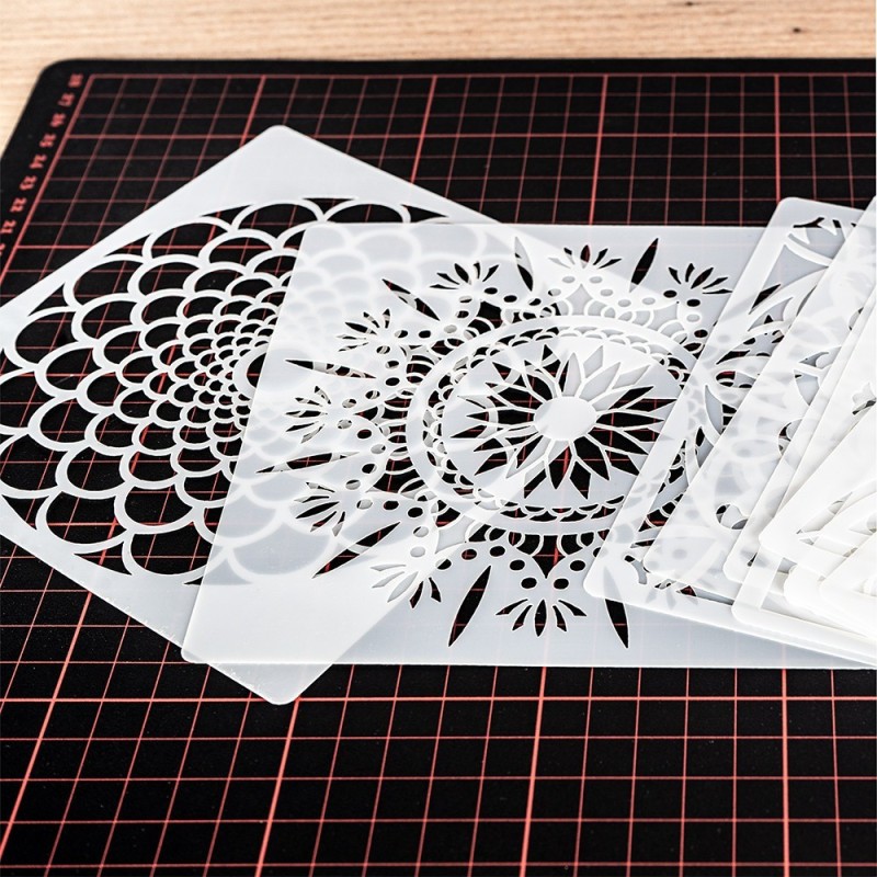 Szablony 15 x15 cm, ornamenty, 10 sztuk.