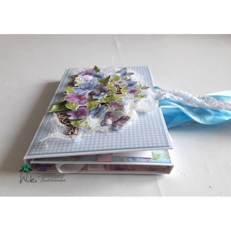 Baza albumowa w pudełku biała 15x10cm