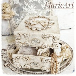 Pudełko książka na nóżkach, 22 x 22 x 23 cm, KT89