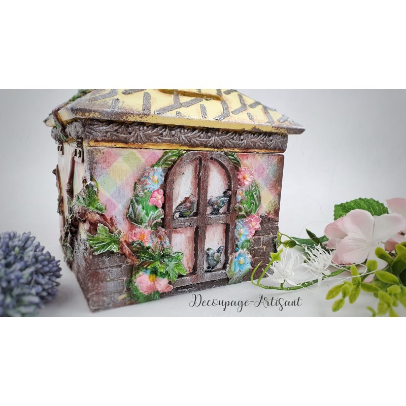 Skarbonka z MDF do ozdabiania 16x16x18 cm